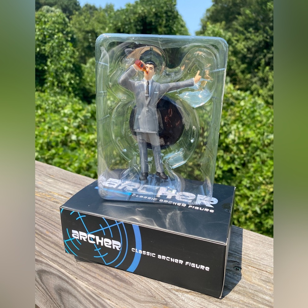 Classic Archer Figure Loot Crate Exclusive